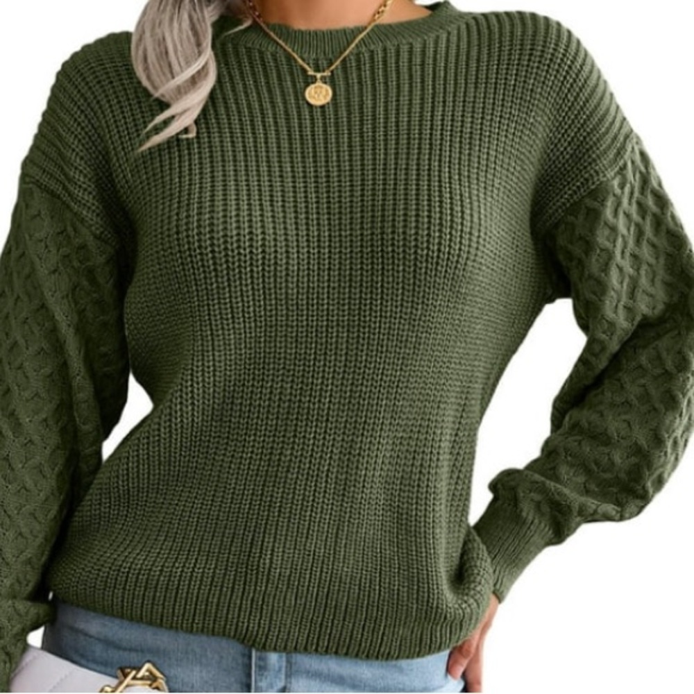 Oversized cute green crew neck sweater